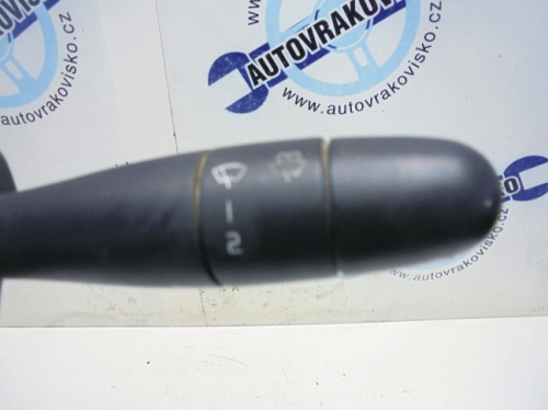 Prepínacia páčka Renault Thalia 7700437315