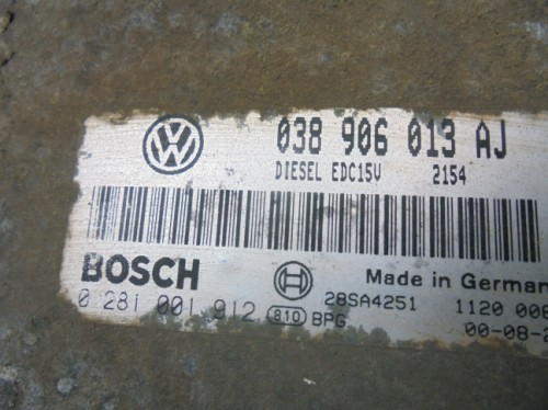 Riadiaca jednotka motora VW Polo 1.9 SDi 038906013AJ