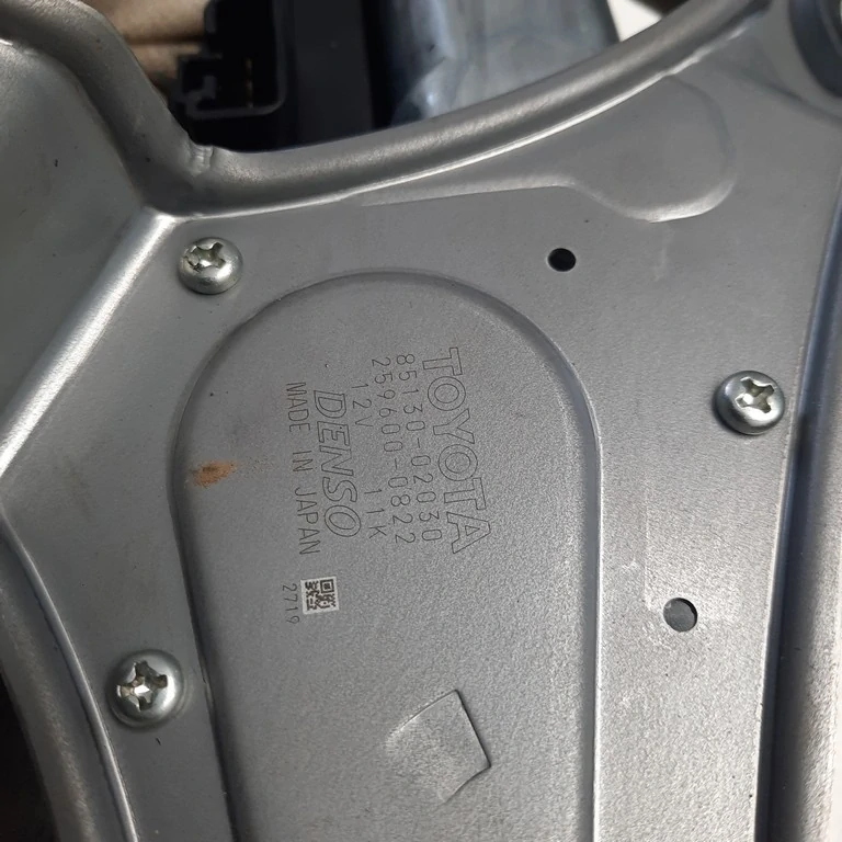 Motorček stierača zadný Toyota Auris 85130-02030