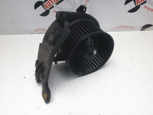 Motorček kúrenia Renault Clio II 7701045554