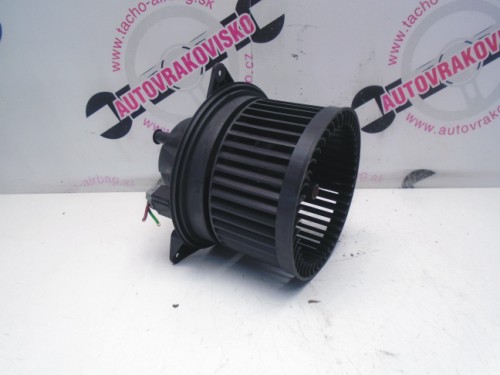 Motorček kúrenia Ford Focus XS4H18456AC