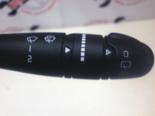 Prepínacia páčka Renault Megane 7700428228