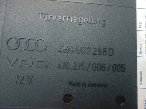 Komfortka Audi A6 4B0962258D