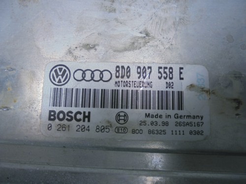 Riadiaca jednotka motora Audi A4 1.8 T 8D0907558E