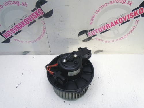 Motorček kúrenia Audi A6 4B1820021