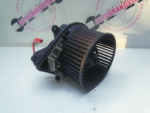 Motorček kúrenia Citroen Xantia F652142D