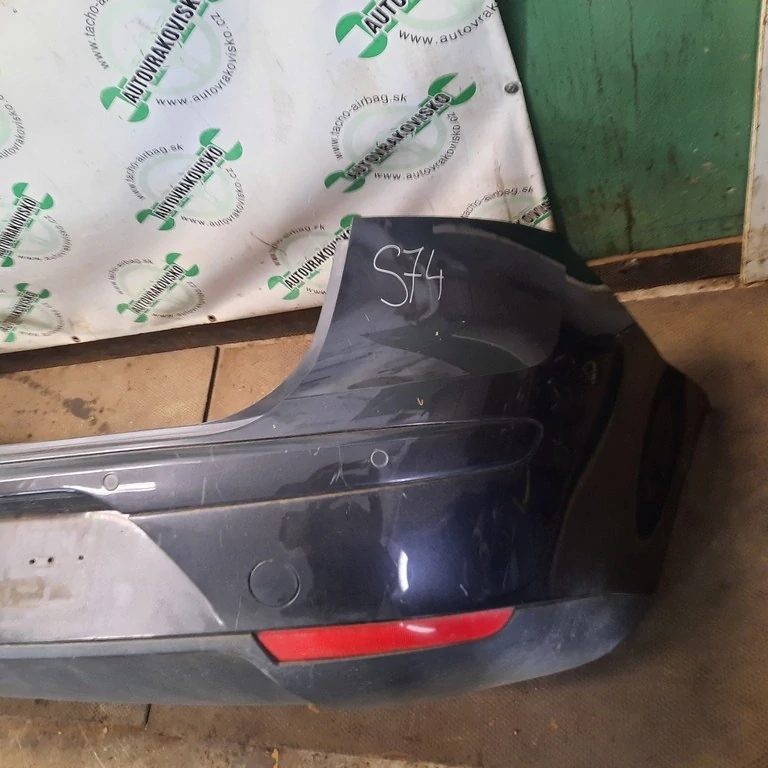 Nárazník zadný Seat Altea XL komplet