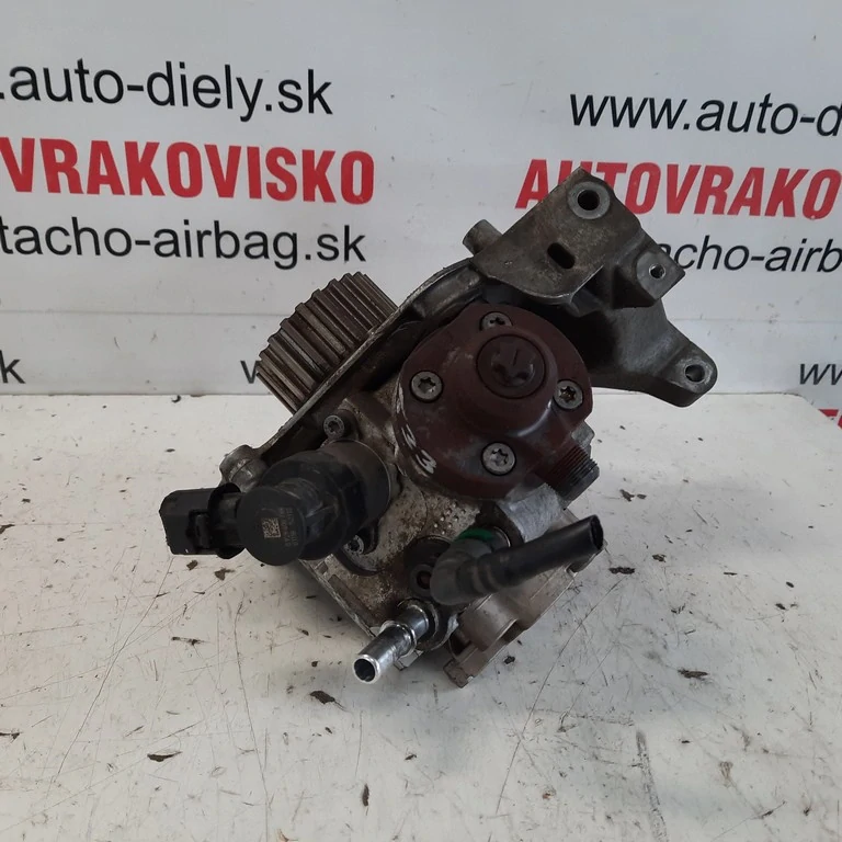 Vstrekovacie čerpadlo Ford Focus MK2 1.6 TDCI 9688499680