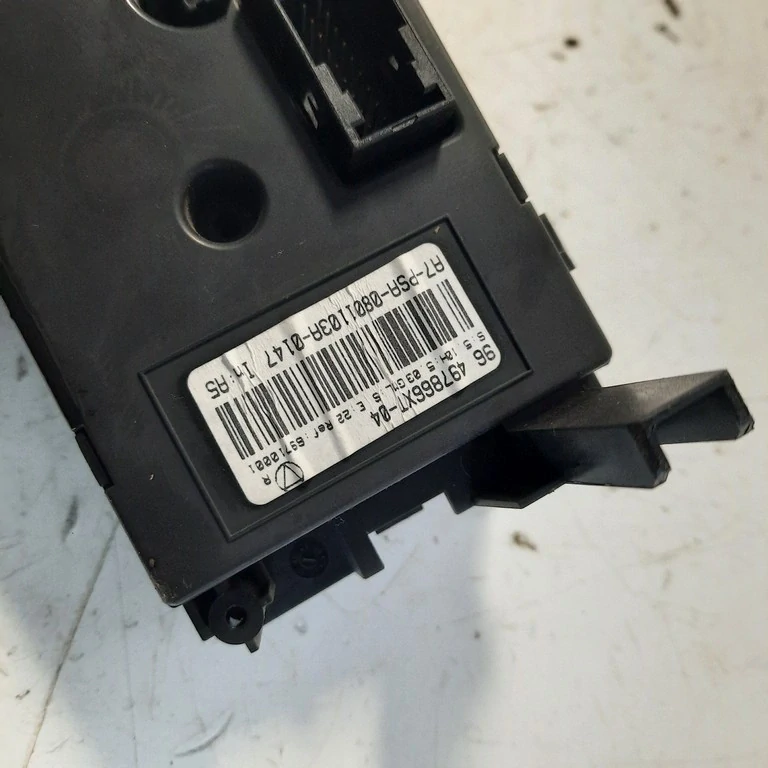 Ovládač kúrenia Peugeot 207 96497866XT-04