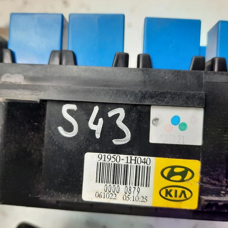 Poistková skrinka Kia Ceed HB 91950-1H040