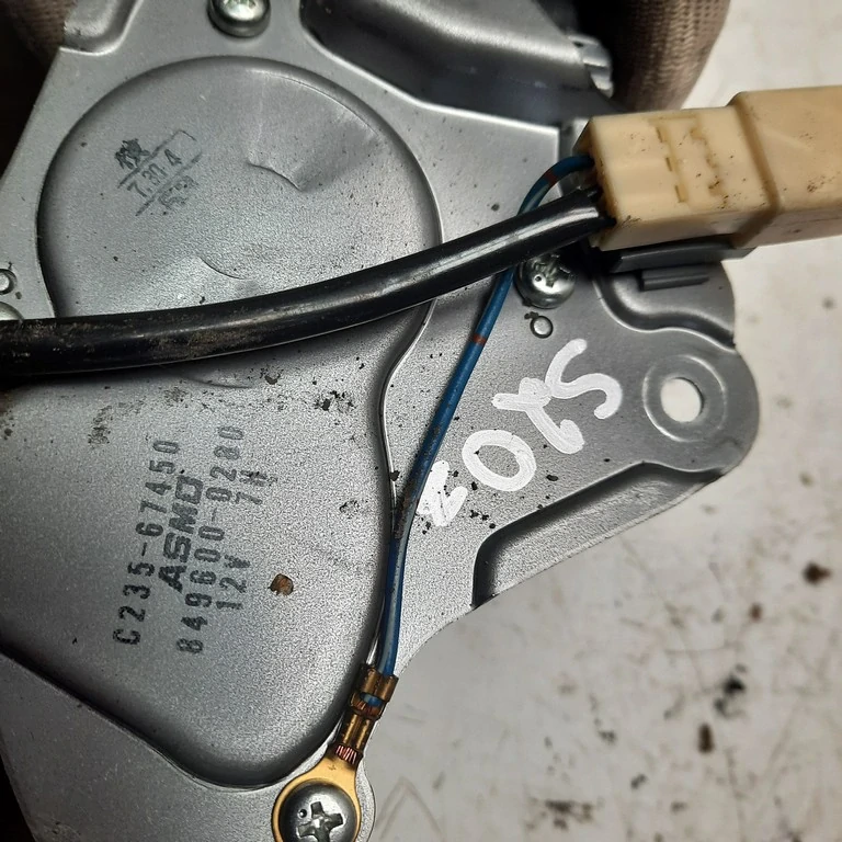 Motorček stierača zadný Mazda 5 C235-67450