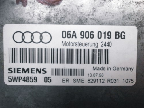 Riadiaca jednotka motora Audi A3 1.6