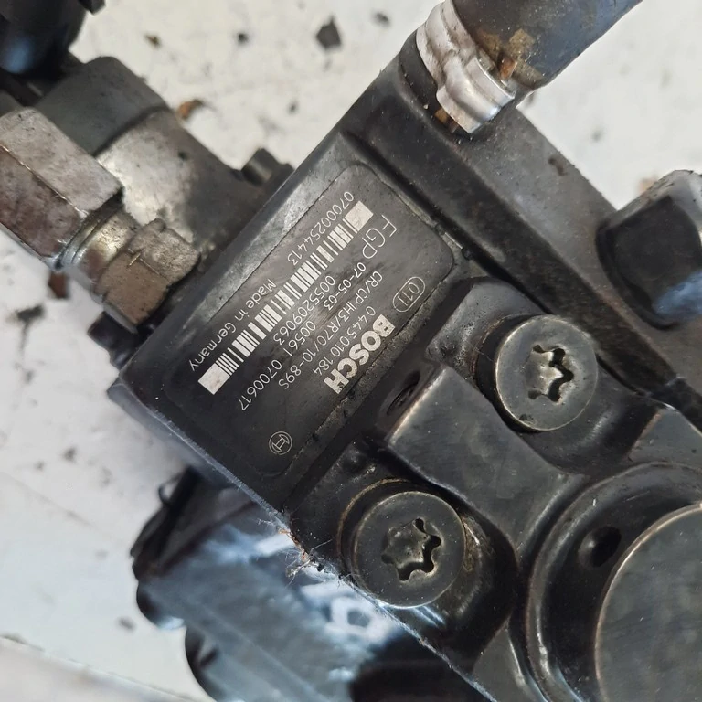 Vstrekovacie čerpadlo Opel Astra H 1.9 CDTi 0445010184