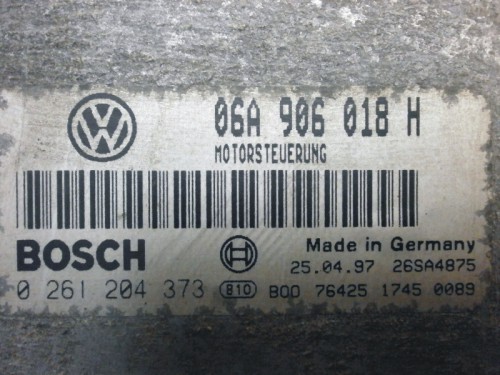 Riadiaca jednotka motora Skoda Octavia 1.8 0261204373