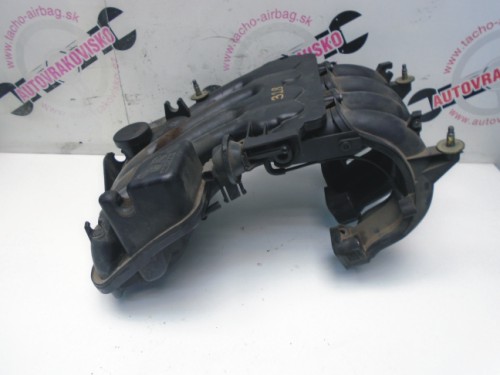 Sacie potrubie VW Golf IV 1.6 74 kW 06A133185Q