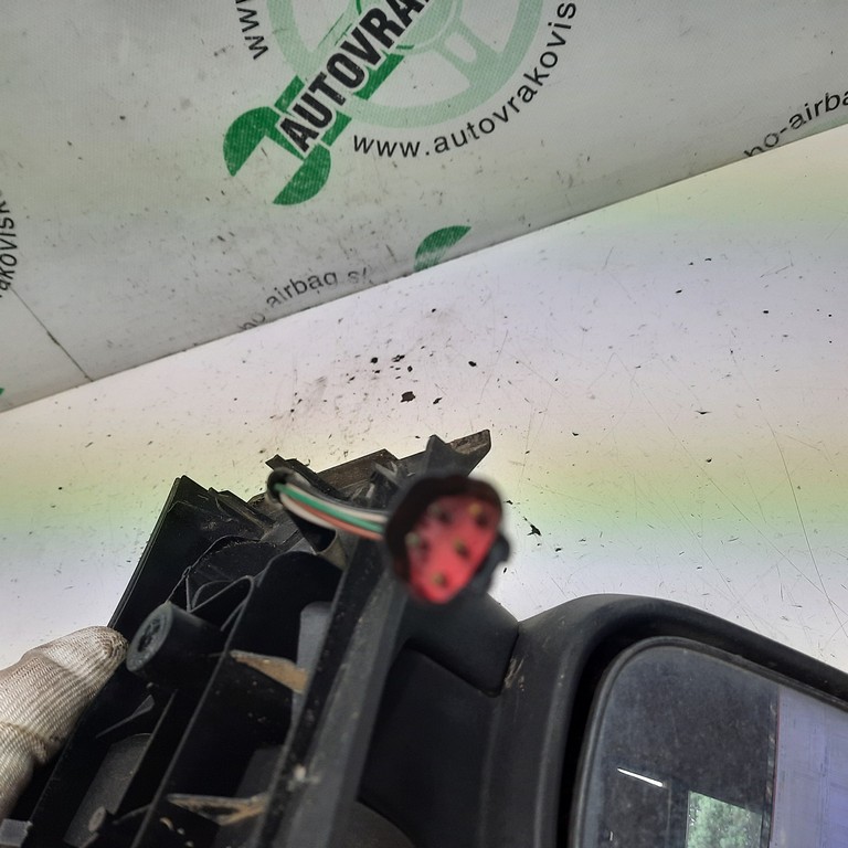 Spätné zrkadlo ľavé Ford Fiesta E11015782
