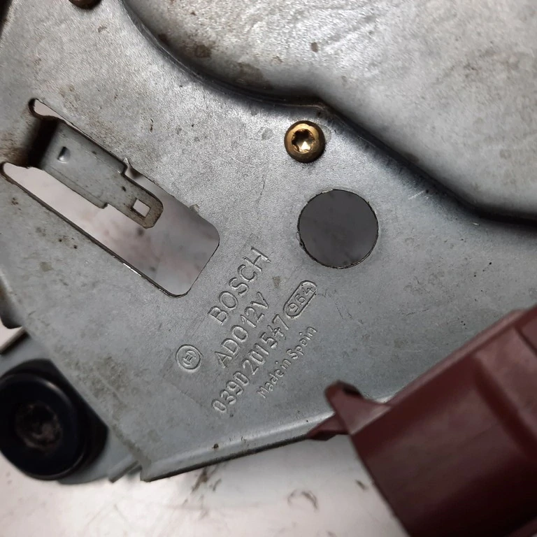Motorček stierača zadný Citroen Berlingo 0390201547
