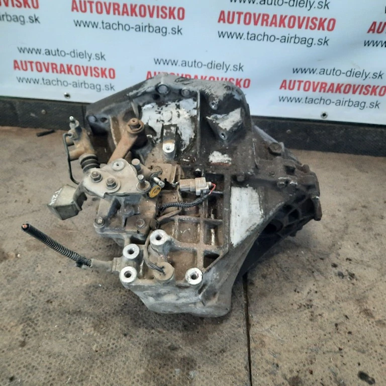 Prevodovka Toyota Yaris 1.0 5-rýchlostná 06J0623324
