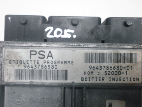 Riadiaca jednotka motora Citroen Xsara Picasso 1.8 16V 9643786680-01