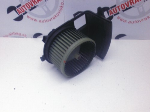 Motorček kúrenia Renault Clio II 7701049076