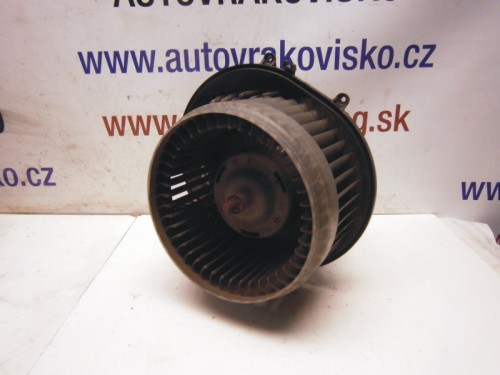 Motorček kúrenia Volvo S60