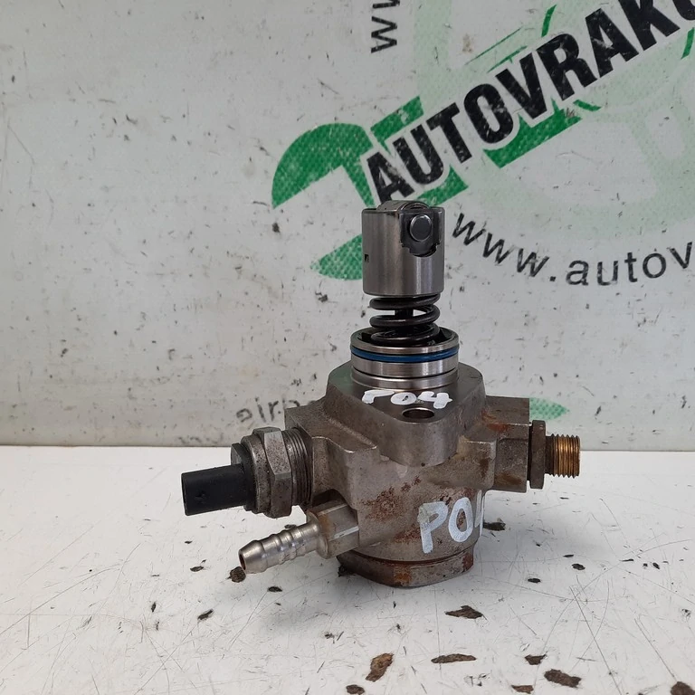 Vstrekovacie čerpadlo Skoda Rapid 1.2 TSI 04E127026A