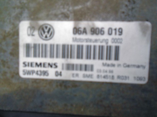 Riadiaca jednotka motora VW Golf IV 1.6 5WP439504