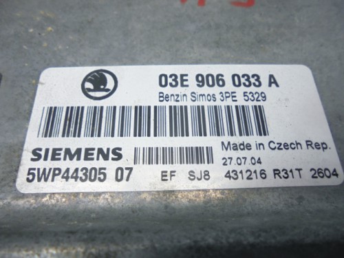 Riadiaca jednotka motora Skoda Fabia 1.2 03E906033A
