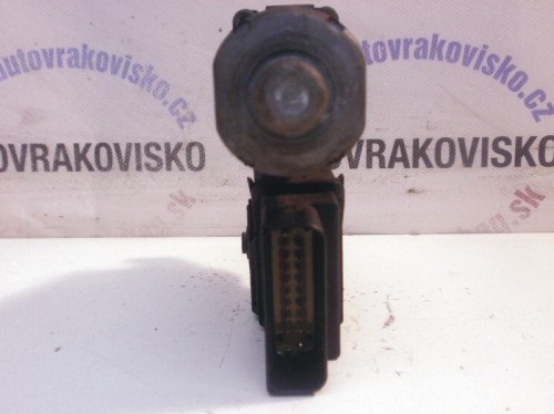 Sťahovanie okna Skoda Octavia 101317-100