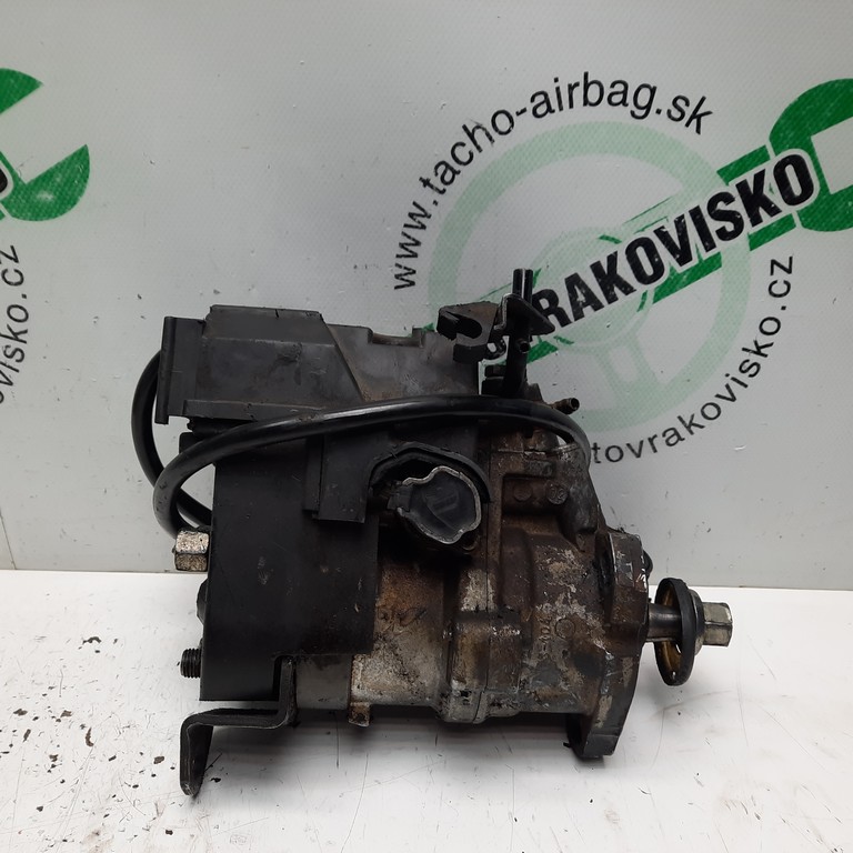 Vstrekovacie čerpadlo Peugeot 406 2.1 TD R8640A102A