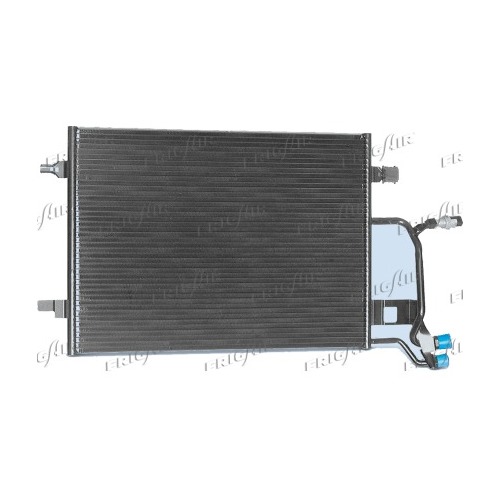 Chladič klimatizácie VW Passat 8D0260401E