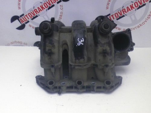 Sacie potrubie Skoda Fabia 1.4 12V 03E129711D