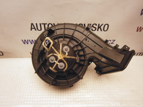 Motorček kúrenia VW Golf V 3C1820015L