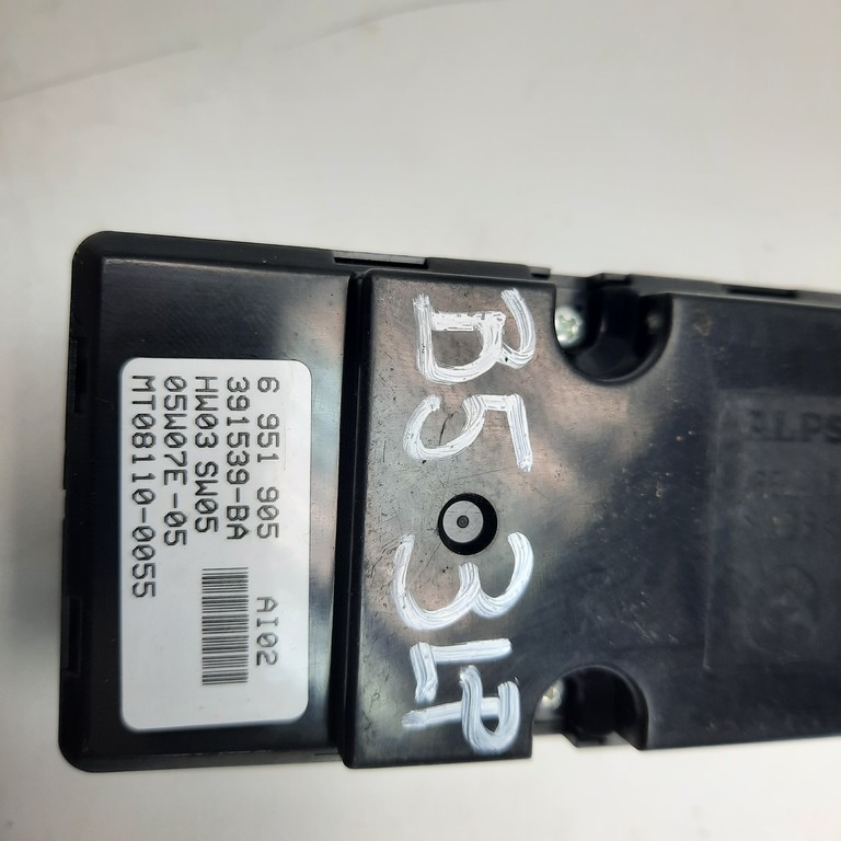 Vypínač okna vodič BMW E60 E61 6951905