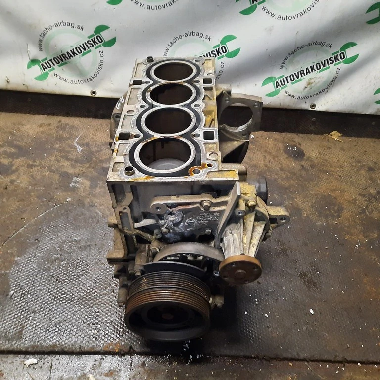 Spodok motora kľuka piest blok vaňa Volvo C30 1.6 B4164S3