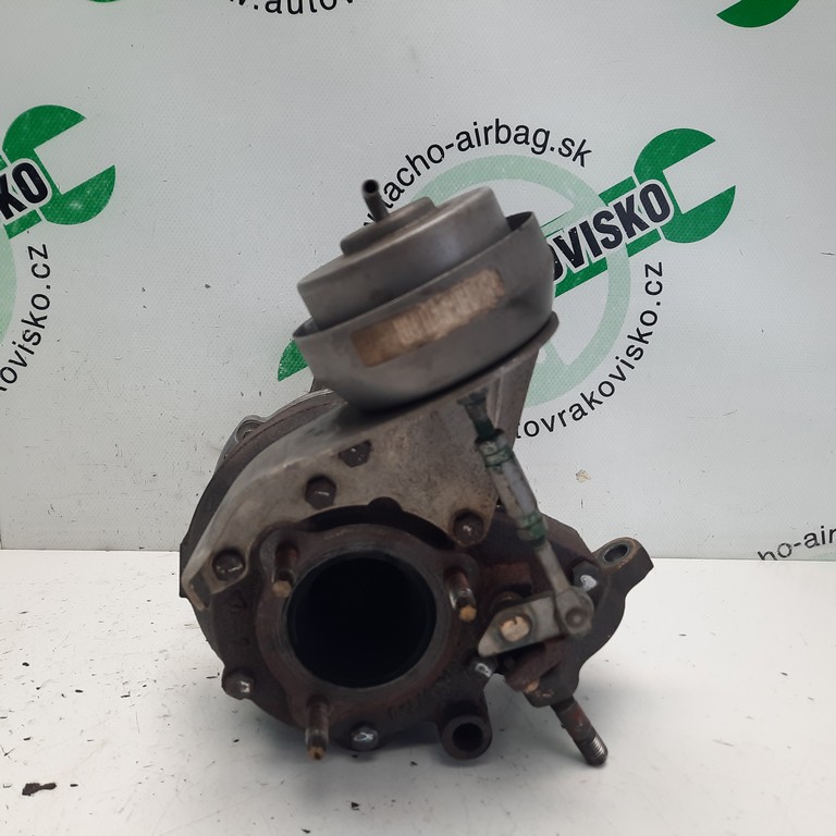 Turbo Toyota Avensis 2.2 D 17201-0R010