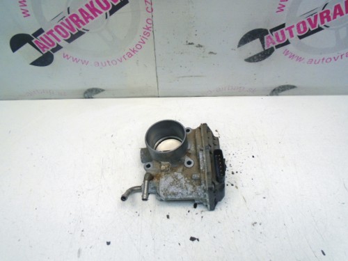 Škrtiaca klapka Toyota Yaris 1.33 22030-47010