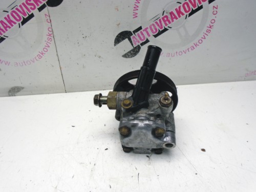 Servočerpadlo Mazda 323 B21H32650A