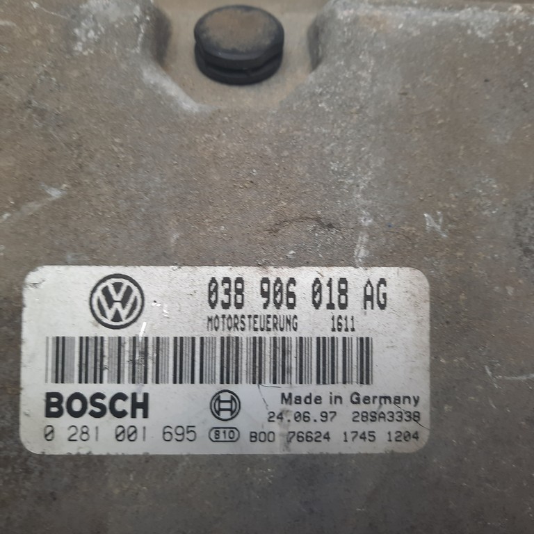 Riadiaca jednotka motora Skoda Octavia 1.9 TDi 0281001695