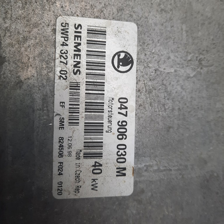 Riadiaca jednotka motora Skoda Felicia 1.3 047906030M 