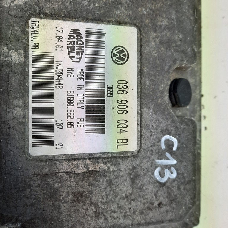 Riadiaca jednotka motora Skoda Fabia 1.4 16V 036906034BL
