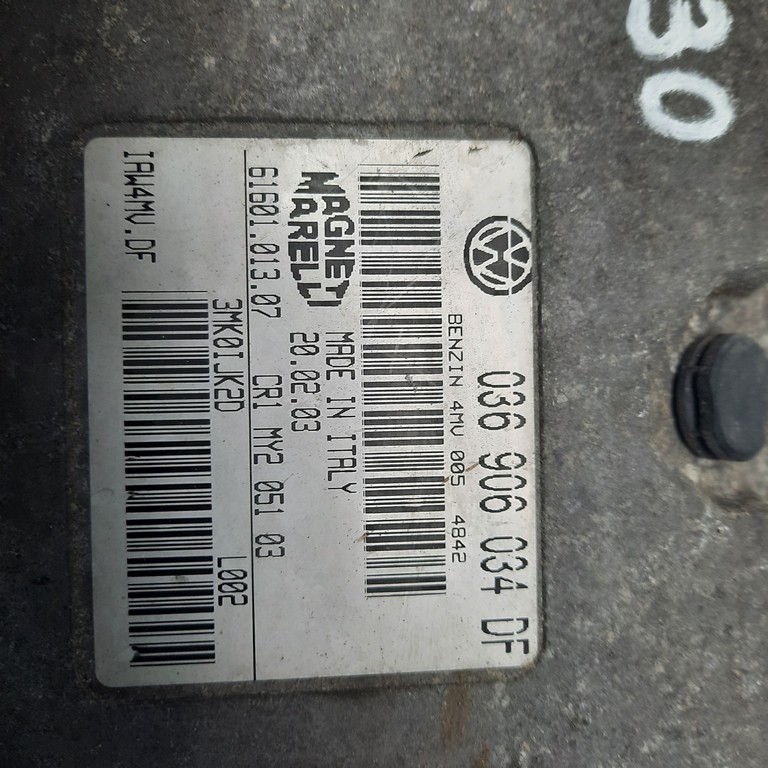 Riadiaca jednotka motora Škoda Fabia 1.4 16V 036906034DF