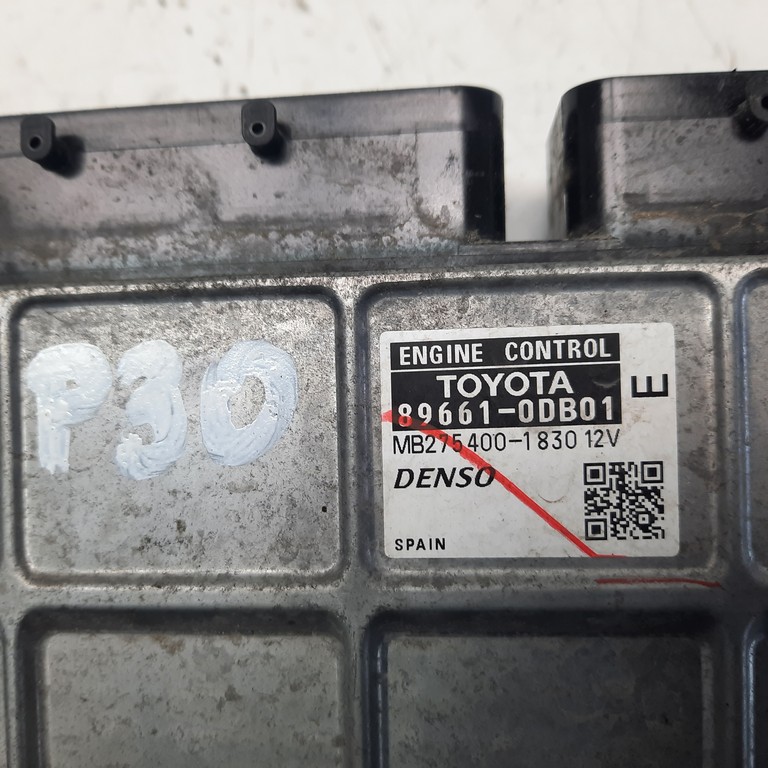 Riadiaca jednotka motora Toyota Yaris 1.33 VVTi 89661-0DB01