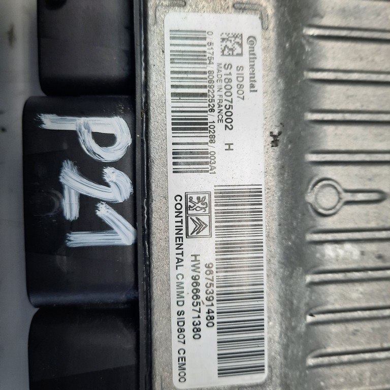 Riadiaca jednotka motora Peugeot 308 I SW 1.6 HDI 9675391480 