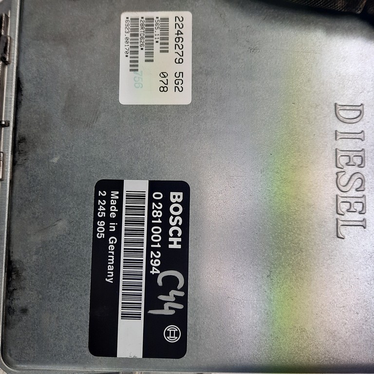 Riadiaca jednotka motora BMW 525 2.5 0281001294