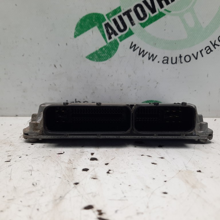 Riadiaca jednotka motora Škoda Fabia 1.4 8V 047906033K