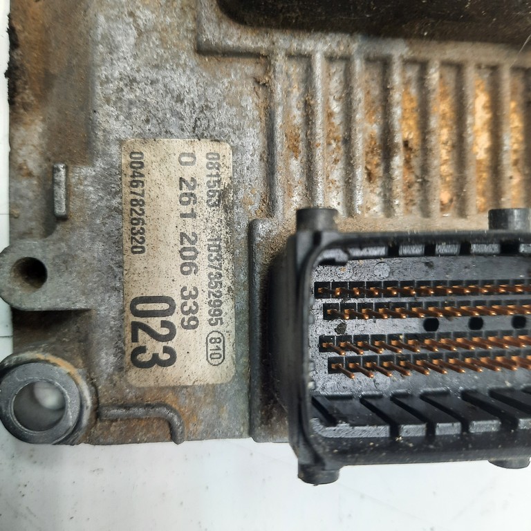 Riadiaca jednotka motora Fiat Punto II 1.2 0261206339