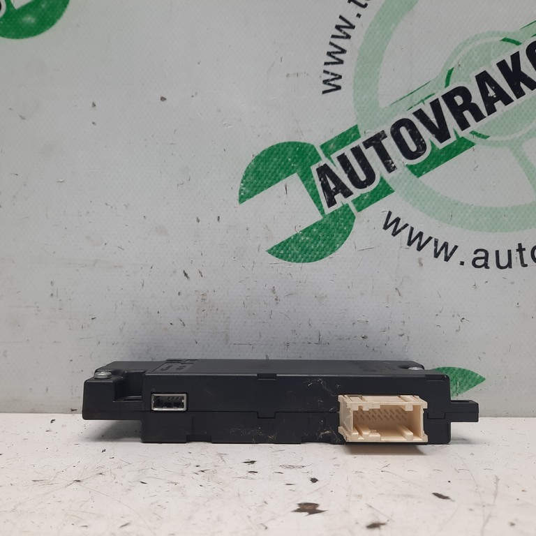 Riadiaca jednotka AUX USB Citroen C3 Picasso 9666001080