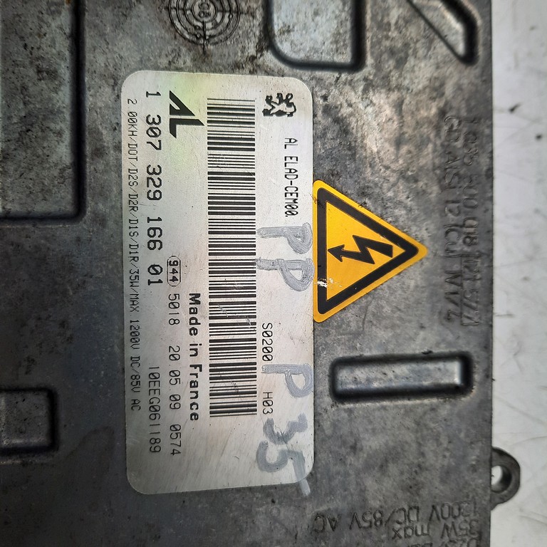 Riadiaca jednotka pravý predný xenón Peugeot 308 CC 130732916601
