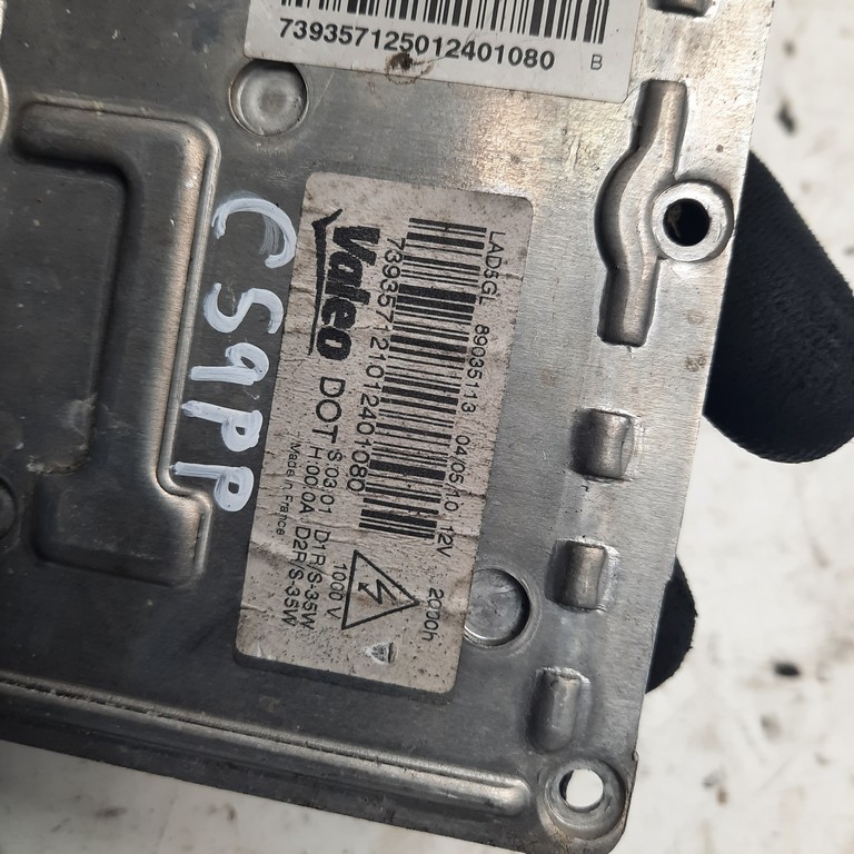 Riadiaca jednotka pravý predný xenón Renault Laguna II 73160087J 